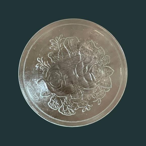 VINTAGE Floral Etched Glass Candy Dish. - Picture 10 of 11